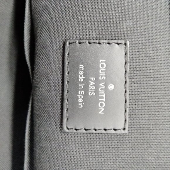 (S6) Louis Vuitton Business Bag Black Damier Graphite - Picture 6 of 8